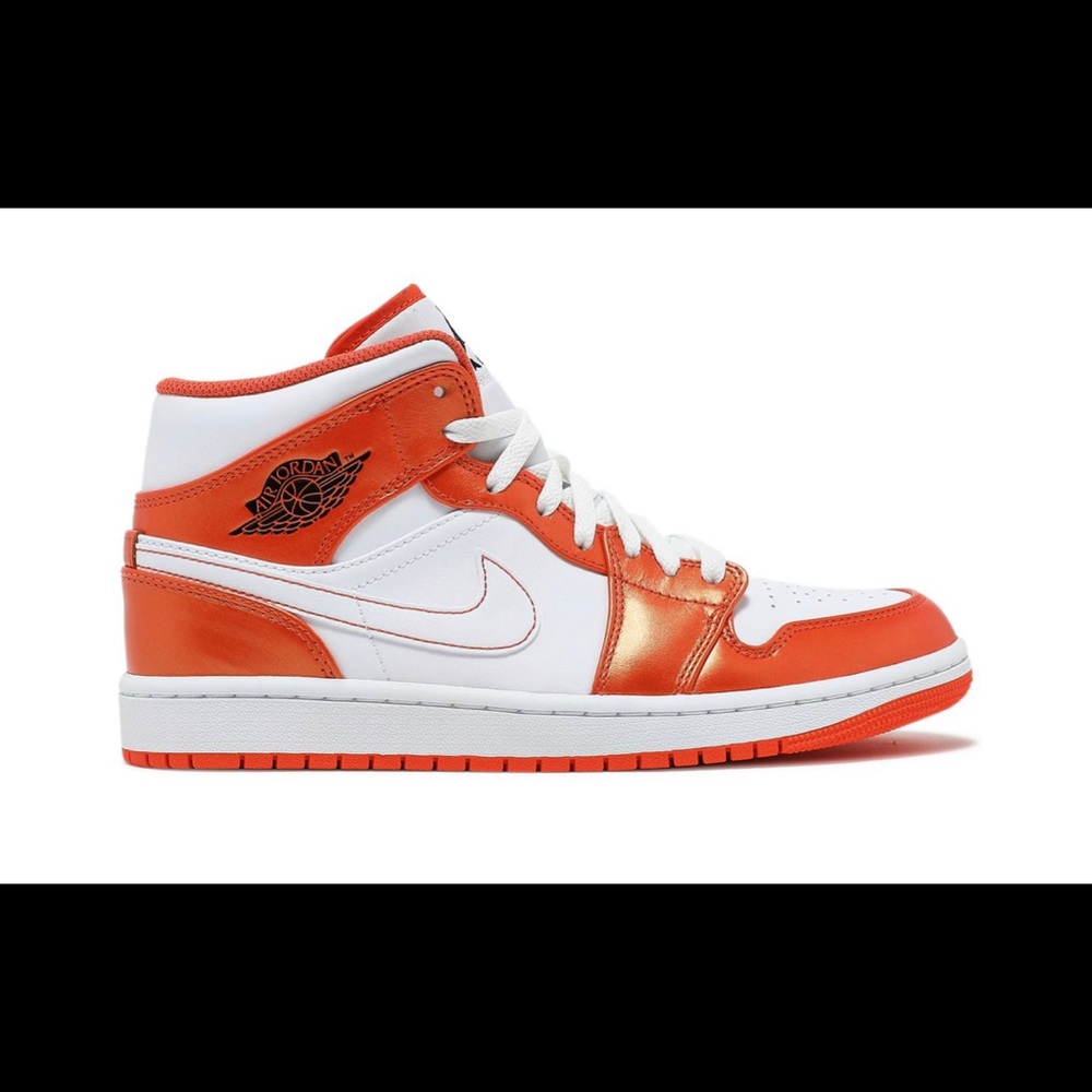 AIR JORDAN 1 MID SE ELECTRO ORANGE 11.5 BRAND NEW IN BOX